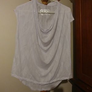 Hi-Lo white T-shirt.... stunning